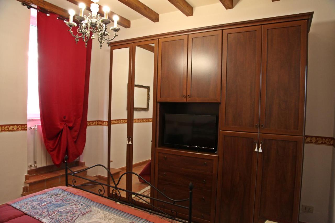 Casa Vacanze Nives Tuscania Buitenkant foto